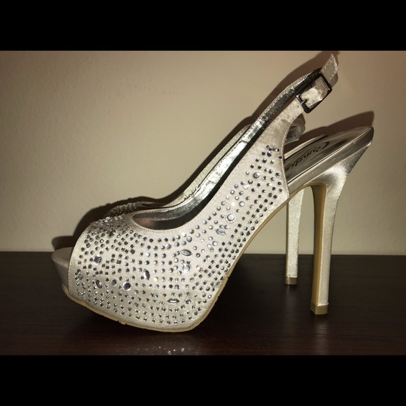 New Candie’s silver satin rhinestone sling back - Picture 1 of 3